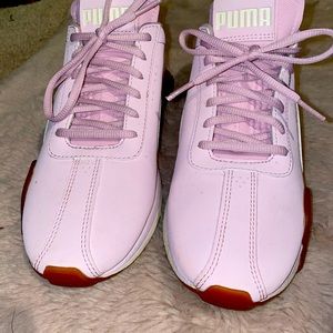 PINK  Puma